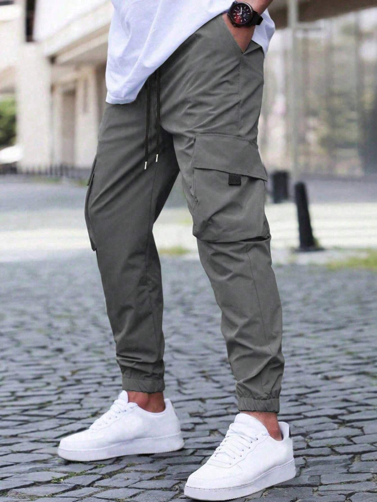 Pantalon Jogger Cargo Coupe Slim pour Homme, coloris Gris carbone