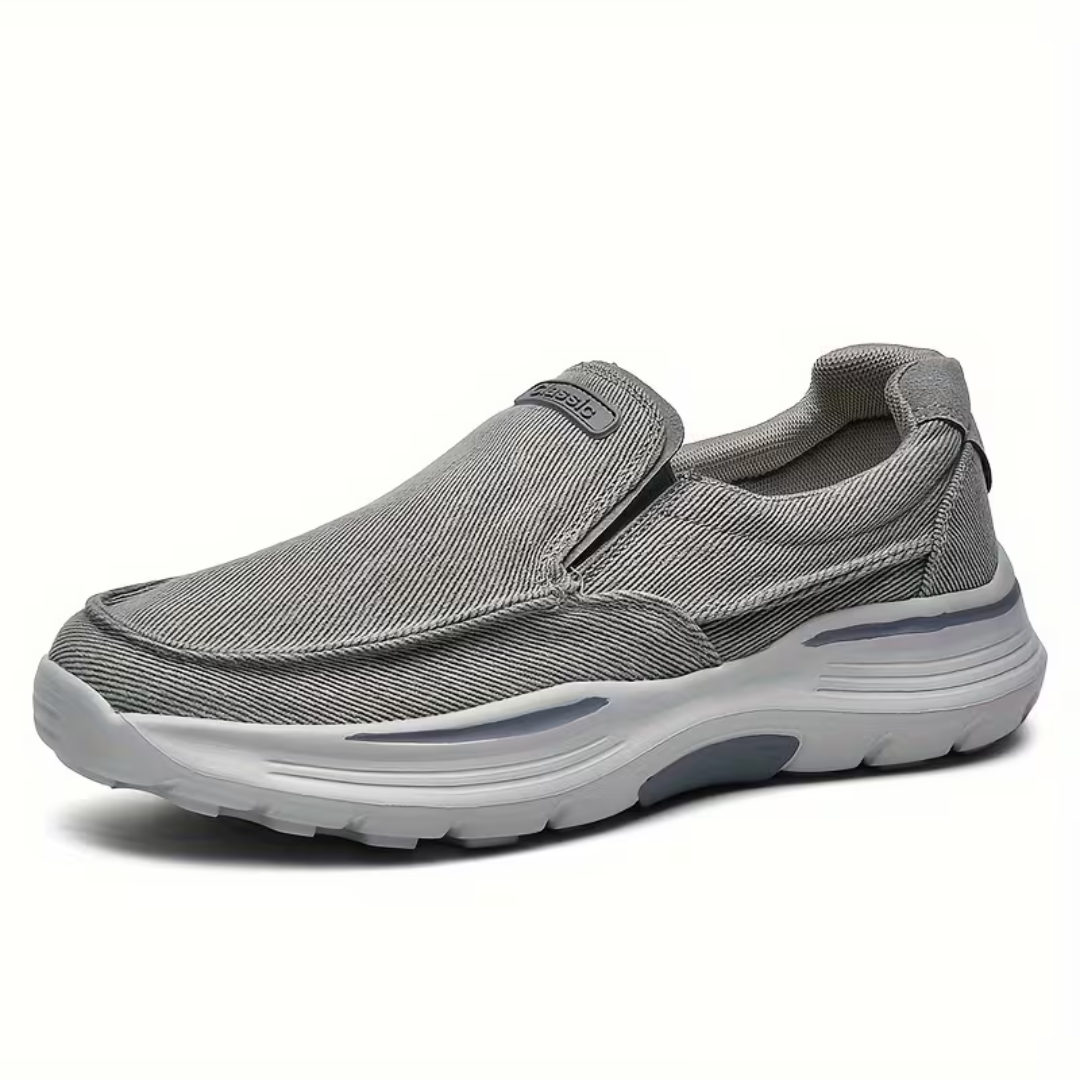 Baskets homme à enfiler dessus texturé, coloris Gris clair