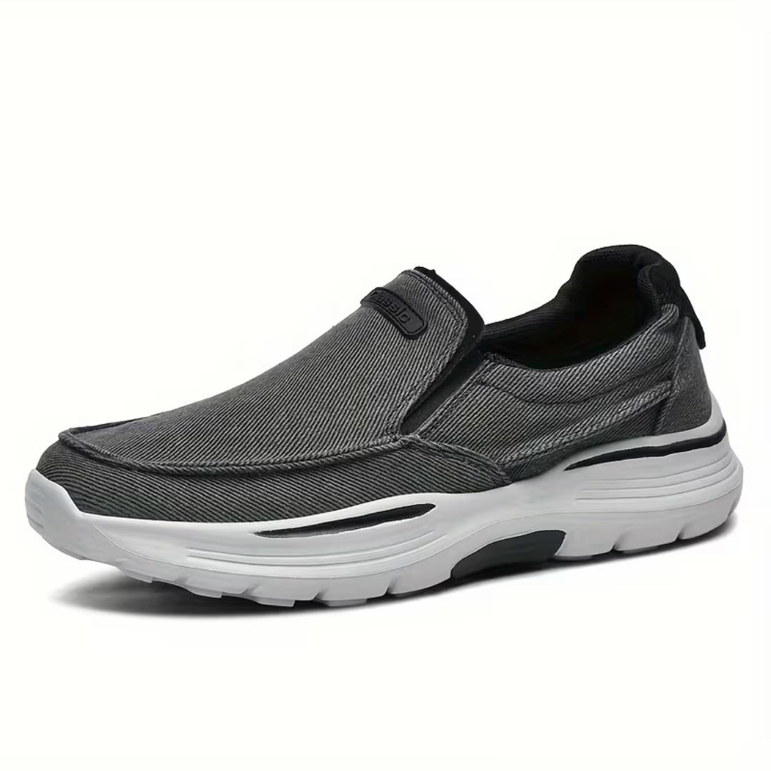Baskets homme à enfiler dessus texturé, coloris Noir
