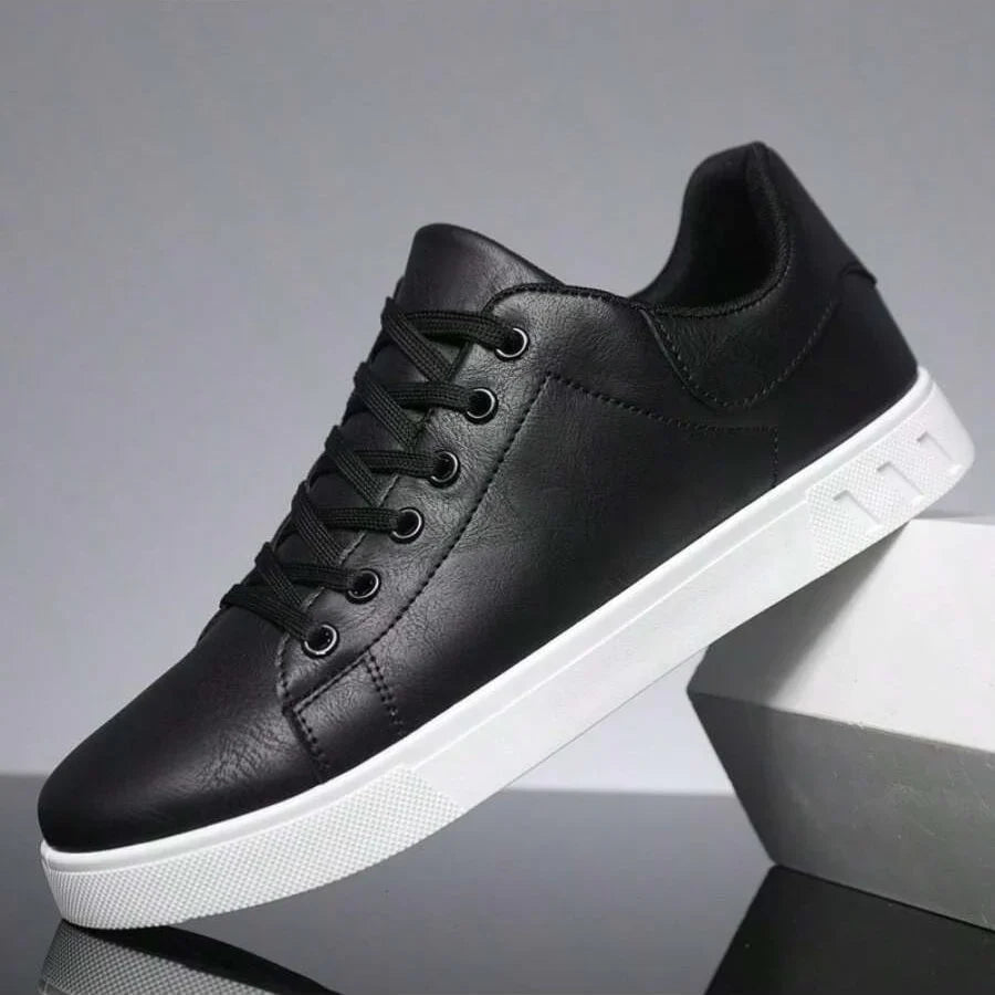 Baskets homme basses à lacets, coloris Noir