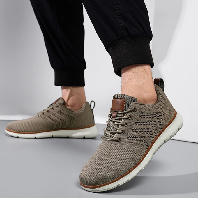 Baskets homme maille ajourée, coloris Beige