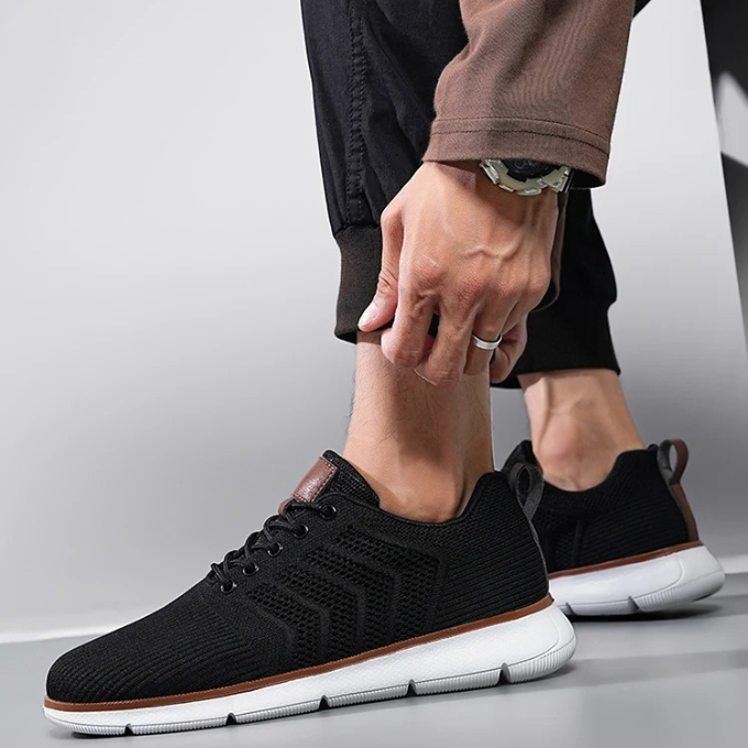 Baskets homme maille ajourée, coloris Noir