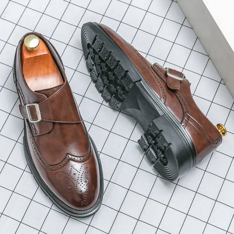 Chaussures homme à boucle perforées, vue 5