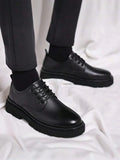 Derbies homme à œillets, coloris Noir, vue principale