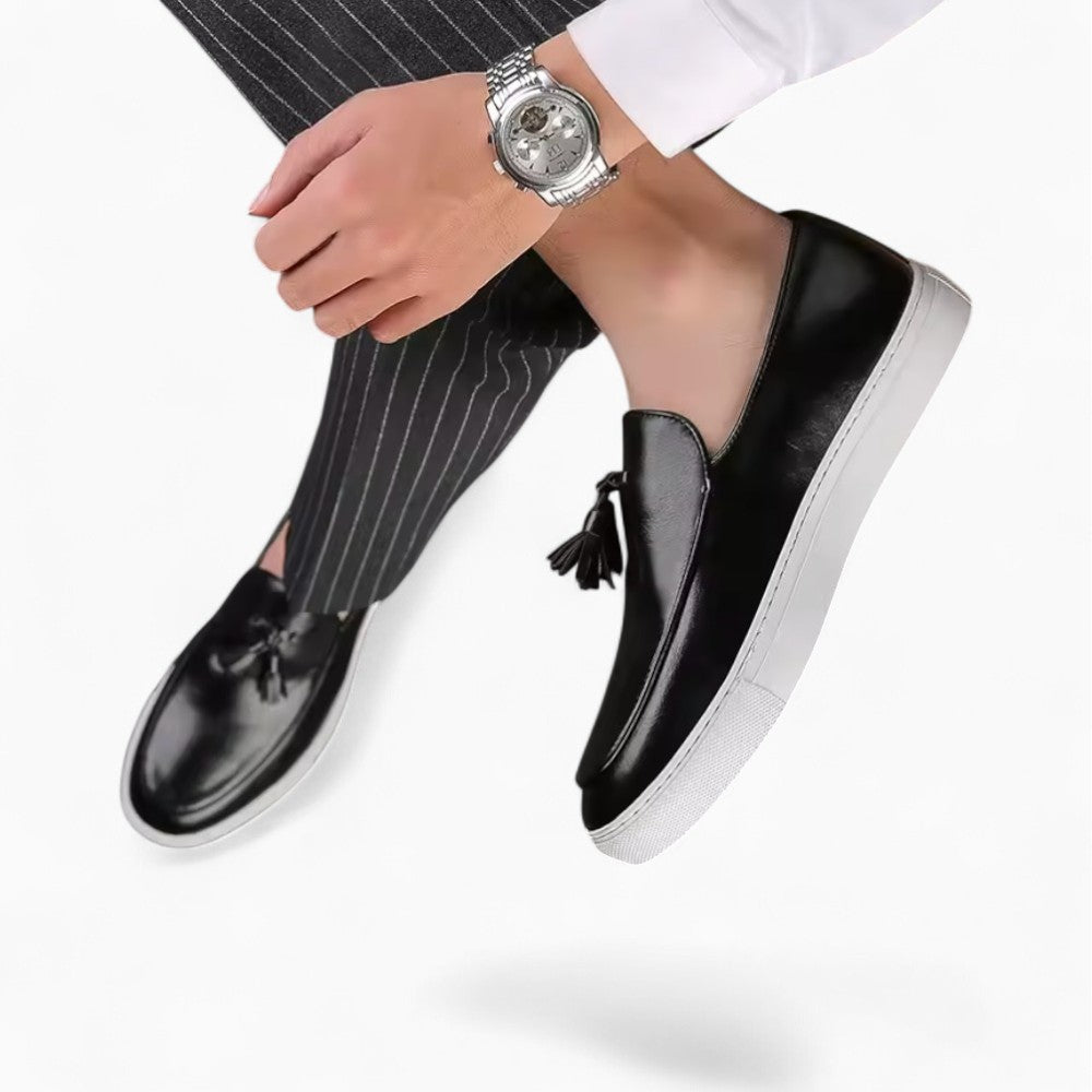 Mocassins À Gland En Cuir À Semelles Blanches Pour Hommes, coloris Noir, vue 4