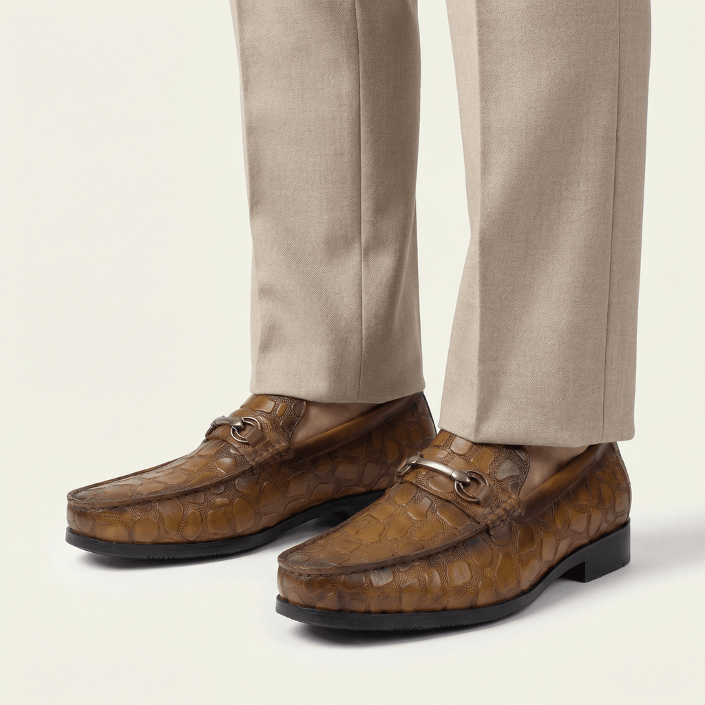 Mocassin à Mors en Cuir Embossé Crocodile, vue 3