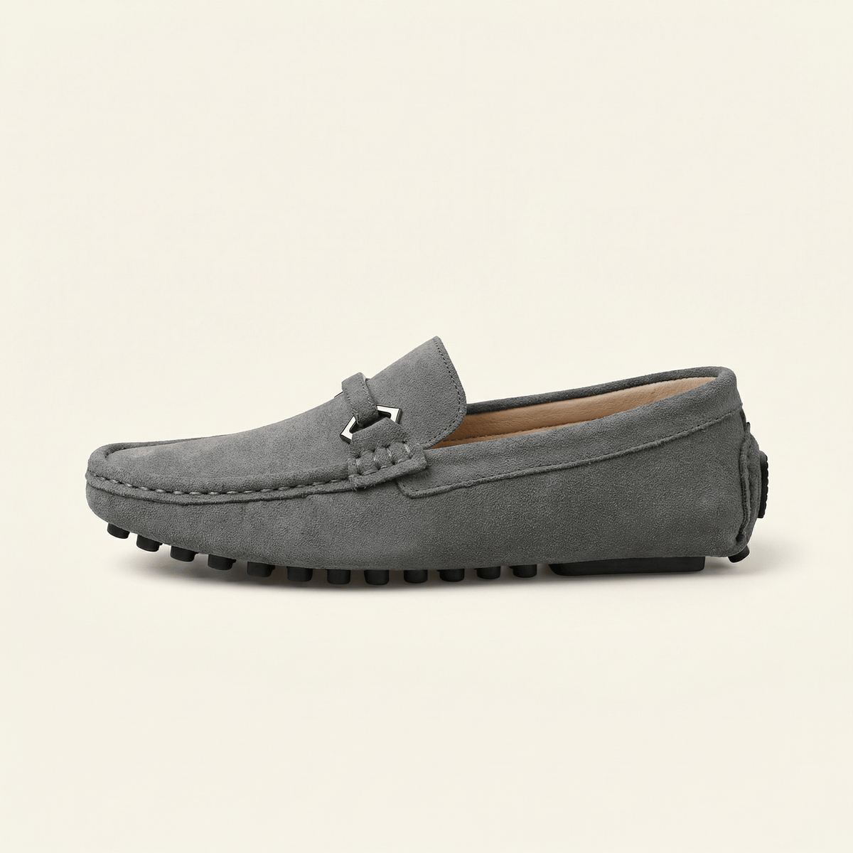 Mocassin à Picots en Daim avec Ornement Métallique, coloris Gris
