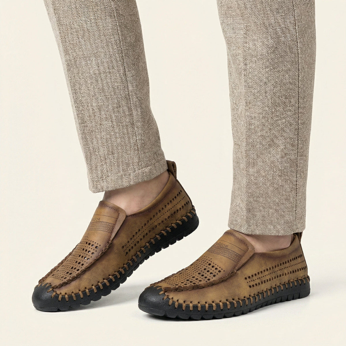 Mocassin Homme de Conduite en Cuir Perforé, vue 9