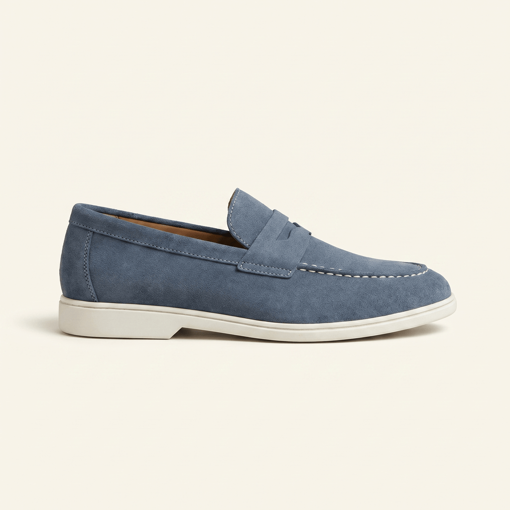 Mocassin Homme Penny Loafer en Daim à Semelle Contrastée, coloris Bleu