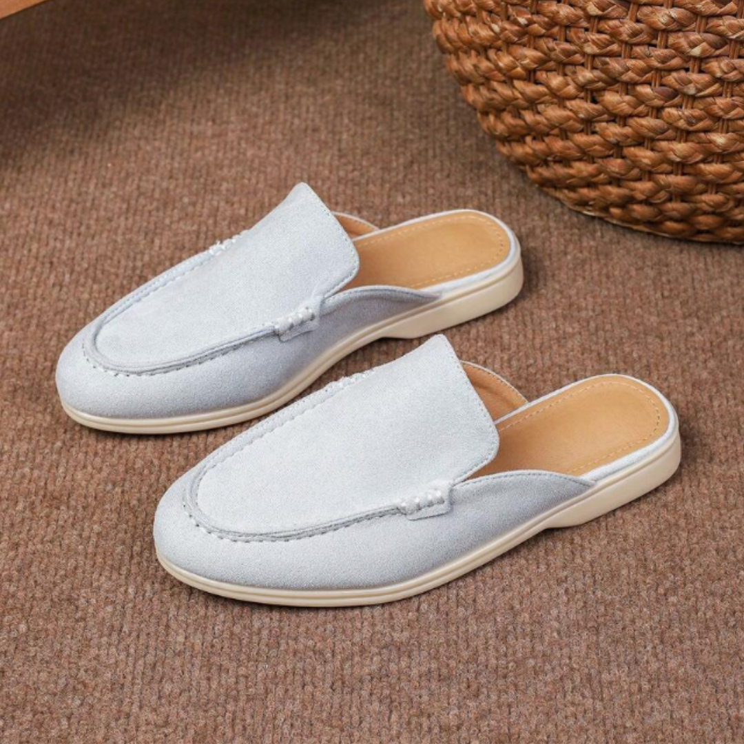 Mules homme à détail métallique, coloris Gris clair