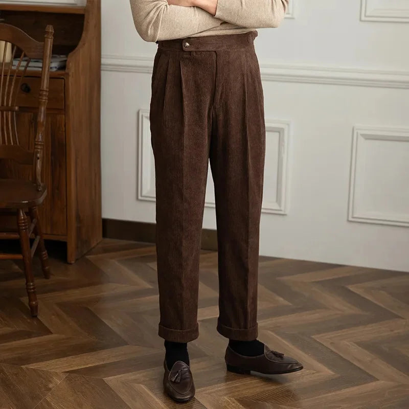 Pantalon homme plissé en velours côtelé, coloris Marron