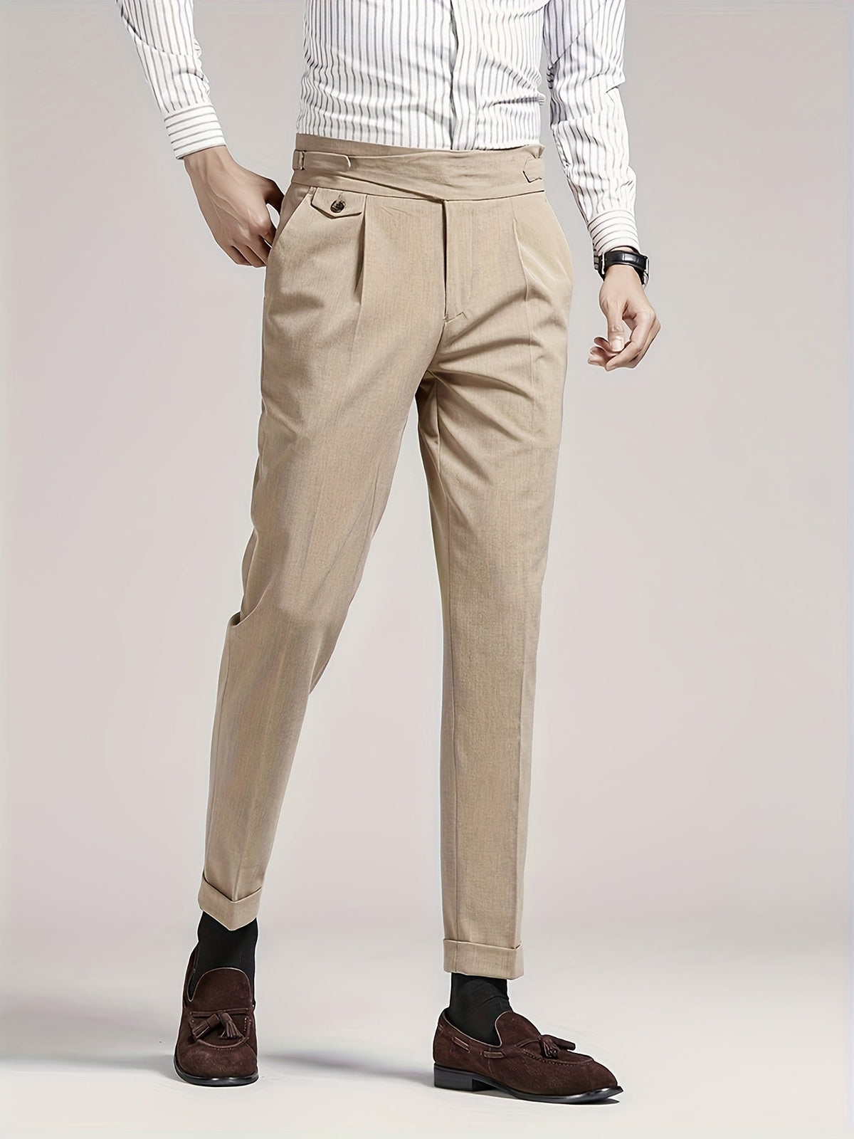 Pantalon homme taille haute, coloris Kaki