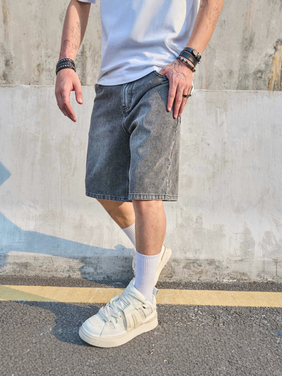 Short homme délavé, coloris Gris, vue 2