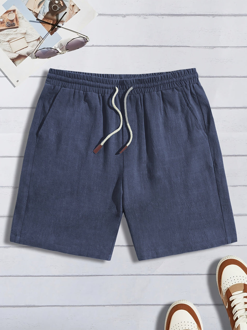 Short homme finition texturée, coloris Bleu marine